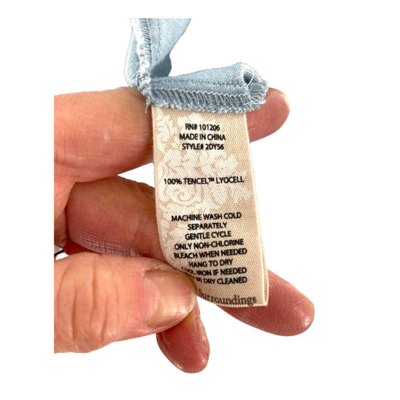 NEW SOFT SURROUNDINGS WASHED DENIM SMOCKED SLEEVELESS DRESS - Picture 6 of 9